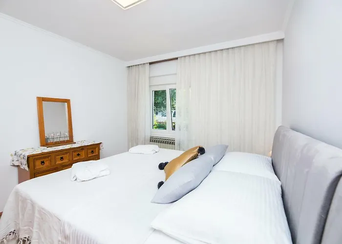 Pavone Appartement *